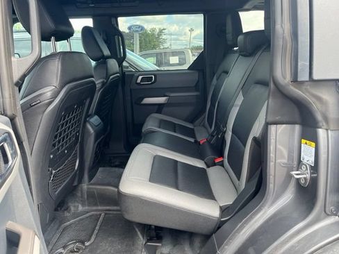 Used 2023 Ford Bronco Black Diamond AWD/4WD image 9