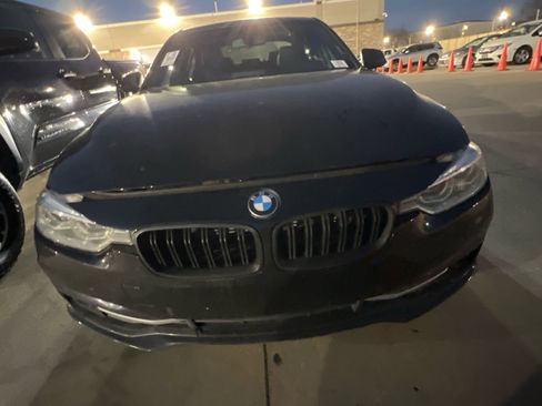 Used 2017 BMW 330e image 2