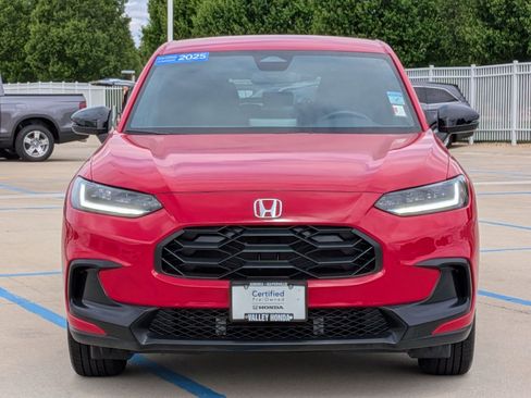 Used 2025 Honda HR-V Sport image 3