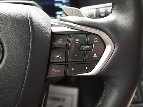 Used 2024 Lexus GX 550 w/ Accessory Package (31) AWD/4WD image 27