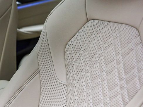 Certified 2023 BMW 530e w/ Premium Package image 23