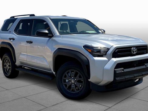 Used 2025 Toyota 4Runner SR5 image 2