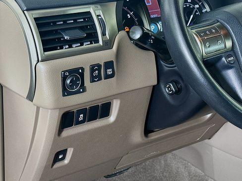 Used 2016 Lexus GX 460 w/ Navigation Package AWD/4WD image 17