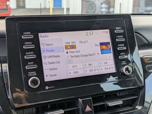 Used 2022 Toyota Camry LE image 22