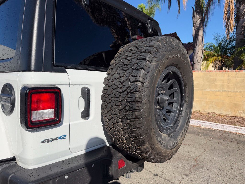 Used 2024 Jeep Wrangler Unlimited AWD/4WD image 12