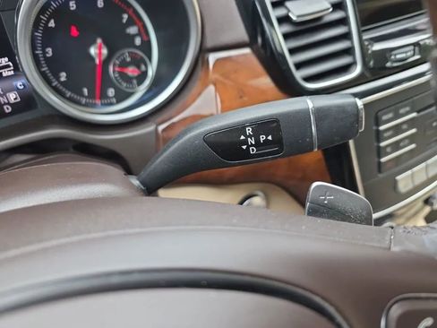 Used 2017 Mercedes-Benz GLS 450 4MATIC image 22