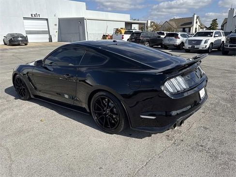 Used 2019 Ford Mustang Shelby GT350 w/ Technology Package image 2