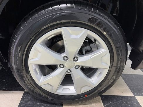 Used 2016 Subaru Forester 2.5i Limited w/ Popular Package #2 AWD/4WD image 9