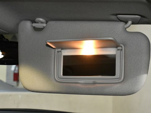 Used 2019 Nissan Sentra SL image 22