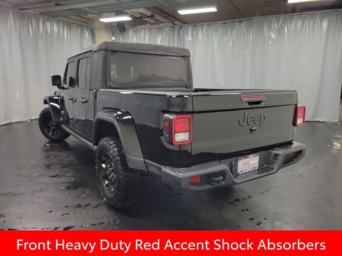 Used 2023 Jeep Gladiator Sport image 6