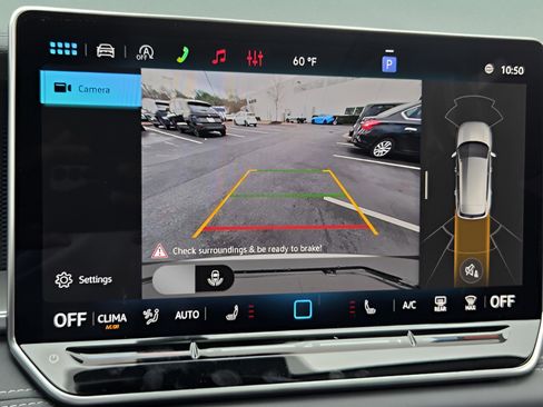 New 2026 Volkswagen Tiguan SE AWD/4WD image 15