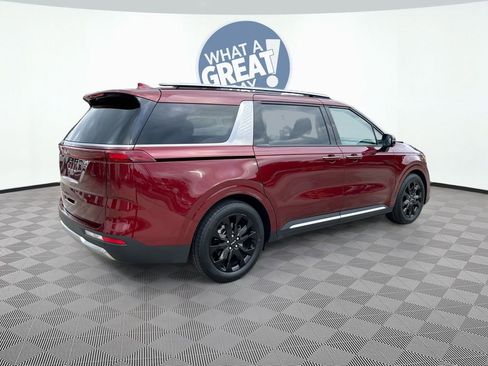 Certified 2023 Kia Carnival SX image 6