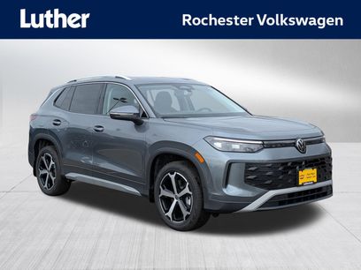New 2026 Volkswagen Tiguan SE