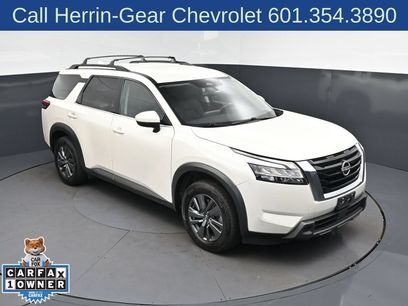 Used 2022 Nissan Pathfinder SV