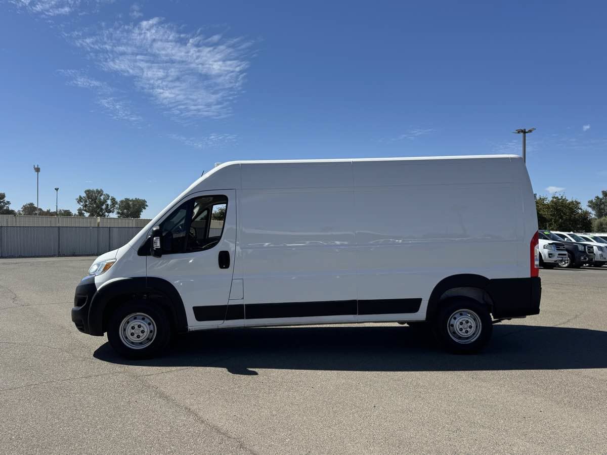 Used 2023 RAM ProMaster 2500 w/ Driver Convenience Group FWD image 6