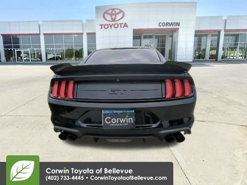 Used 2018 Ford Mustang GT RWD image 8