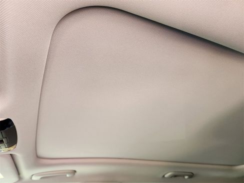 New 2026 Kia Sorento S image 18