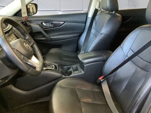 Used 2019 Nissan Rogue SL image 7