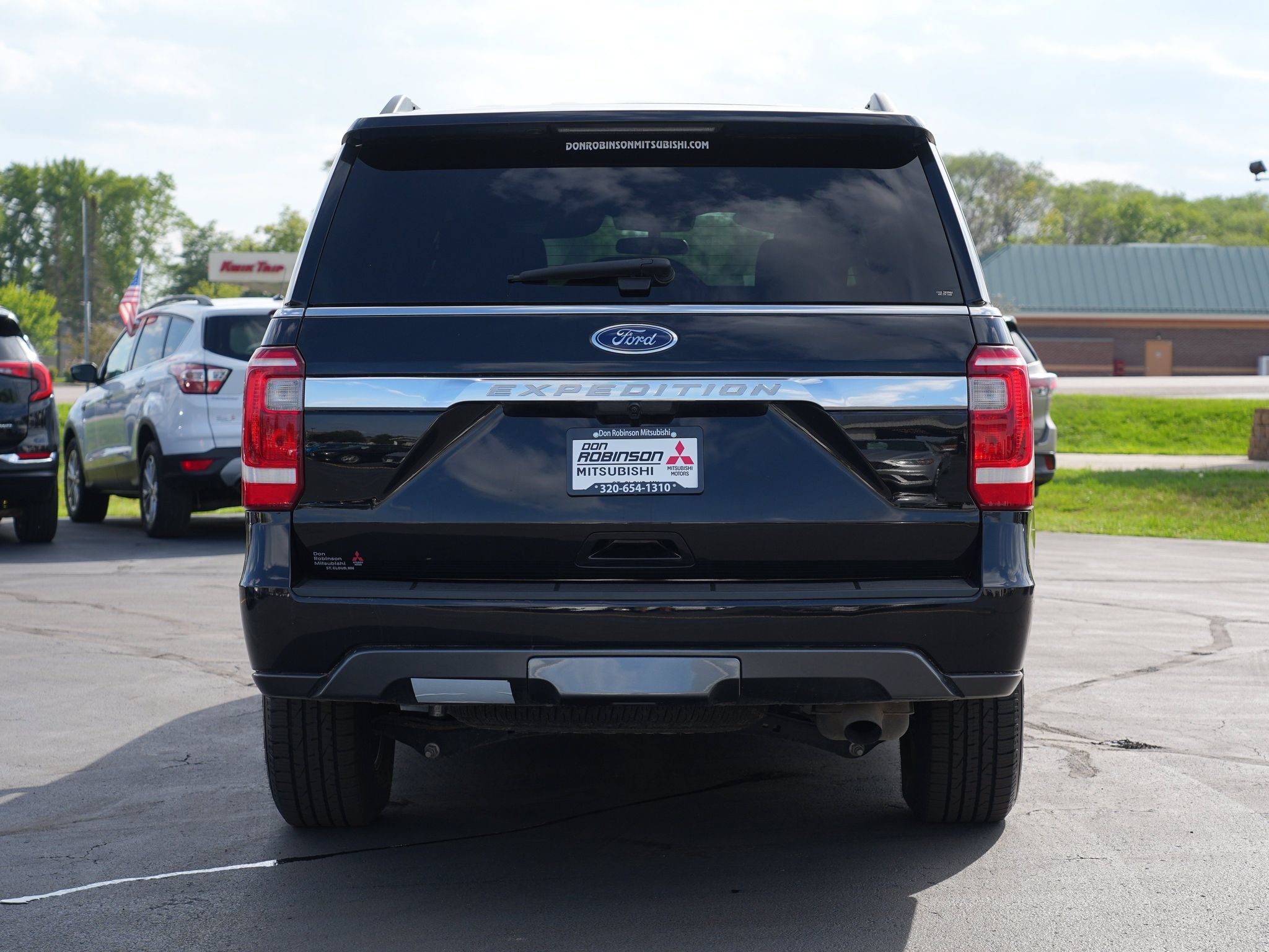 Used 2021 Ford Expedition XL AWD/4WD image 4