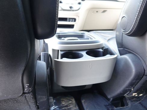 Used 2020 Chrysler Voyager Lxi image 34