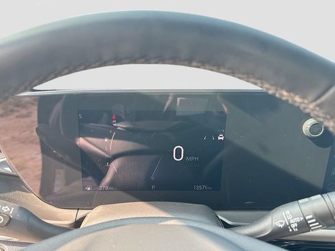 Used 2025 Buick Envista Avenir FWD image 14