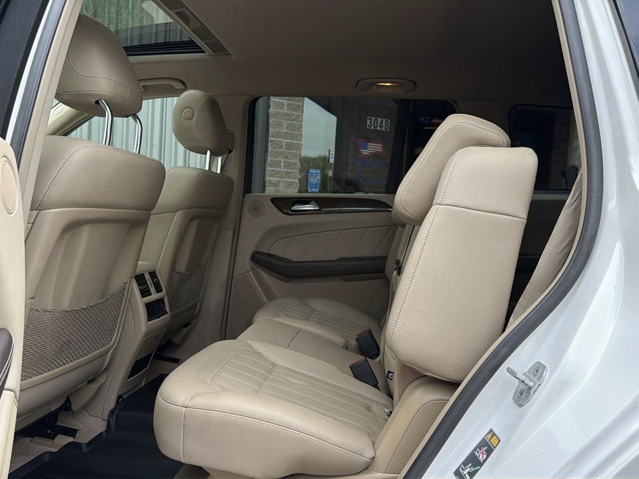 Used 2015 Mercedes-Benz GL 450 4MATIC image 17