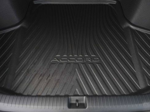 Certified 2023 Honda Accord LX image 27