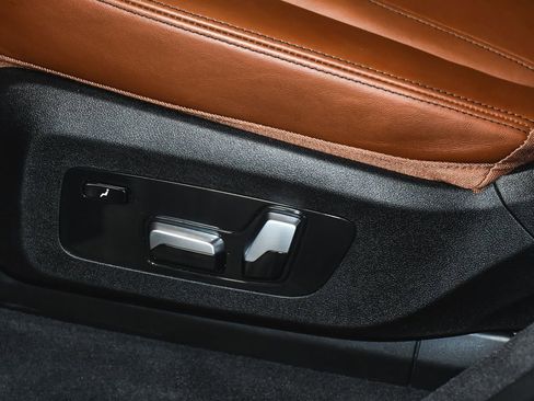 Used 2023 BMW X7 M60i w/ Executive Package AWD/4WD image 55