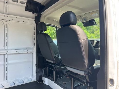 Used 2025 RAM ProMaster 2500 w/ Convenience Group FWD image 21