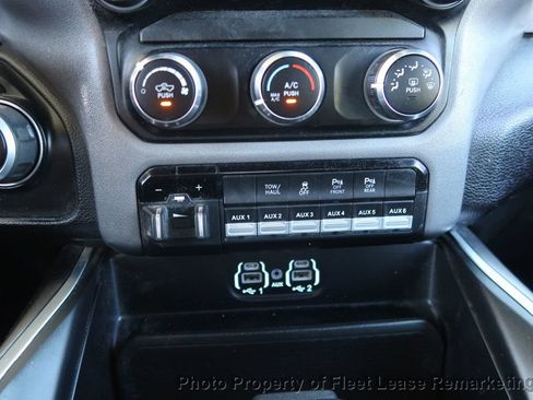 Used 2023 RAM 2500 Big Horn w/ Level 1 Equipment Group AWD/4WD image 29