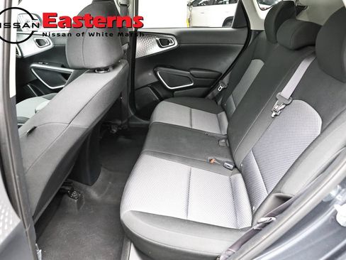 Used 2023 Kia Soul LX w/ LX Technology Package FWD image 20