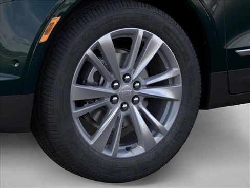 New 2026 Cadillac XT5 Premium Luxury w/ Driver Assist Package AWD/4WD image 9