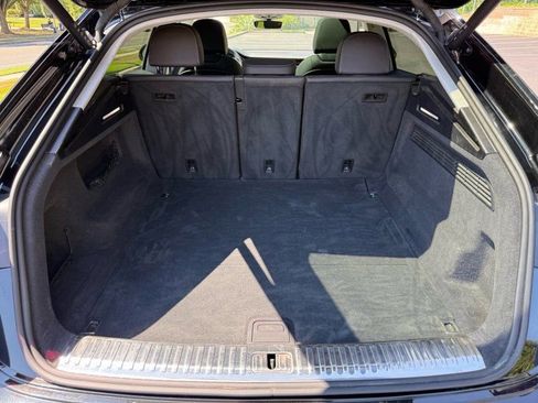 Used 2023 Audi Q8 Premium Plus w/ Premium Plus Package image 27