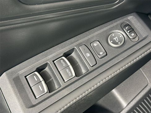 Used 2025 Honda Accord Sport image 25