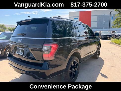 Used 2021 Ford Expedition Limited AWD/4WD image 4