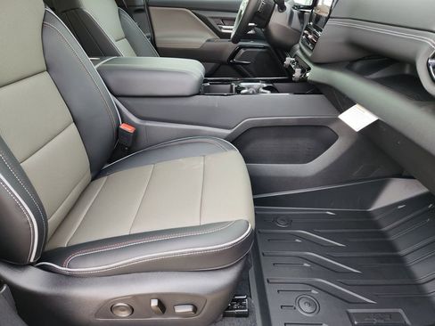 New 2026 Chevrolet Silverado EV Trail Boss w/ Premium Package image 11