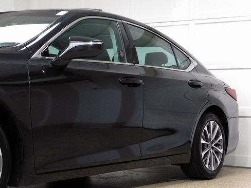 Used 2022 Lexus ES 350 w/ Premium Package image 22