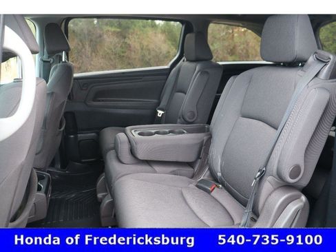 Used 2022 Honda Odyssey EX image 24
