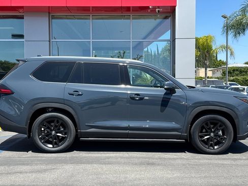 Certified 2026 Toyota Grand Highlander AWD Hybrid image 4