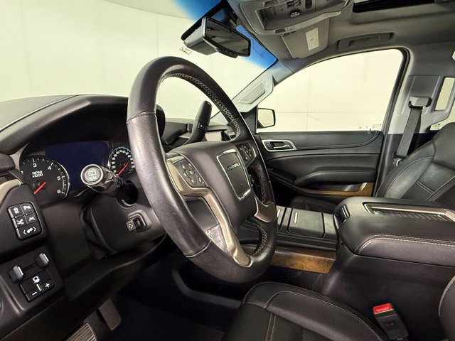 Used 2019 GMC Yukon Denali w/ Denali Ultimate Package AWD/4WD image 6