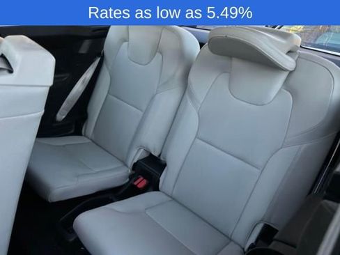 Certified 2023 Volvo XC90 B5 Plus w/ Protection Package Premier image 19