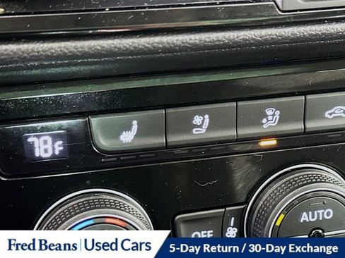 Used 2023 Volkswagen Taos SEL image 21