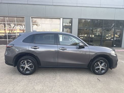 Used 2023 Honda HR-V EX-L image 31