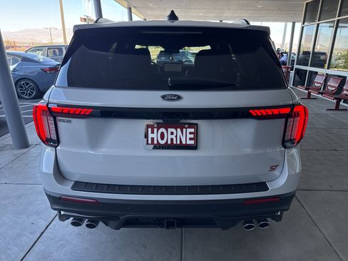 New 2026 Ford Explorer ST image 5