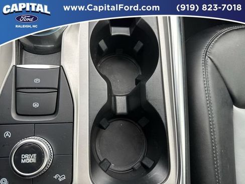 Certified 2023 Ford Explorer XLT w/ Equipment Group 202A image 31