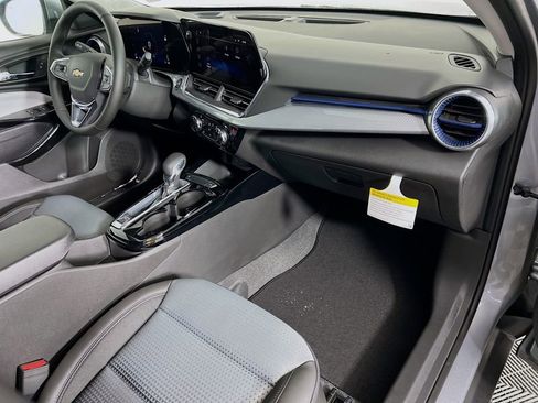 New 2026 Chevrolet Trax LT w/ Driver Confidence Package image 27