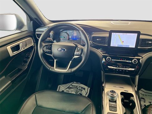 Used 2022 Ford Explorer ST-Line image 22