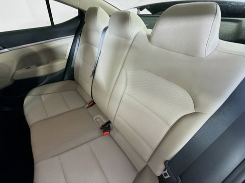 Used 2020 Hyundai Elantra Value Edition image 29