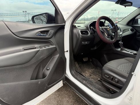 Used 2019 Chevrolet Equinox LT image 10