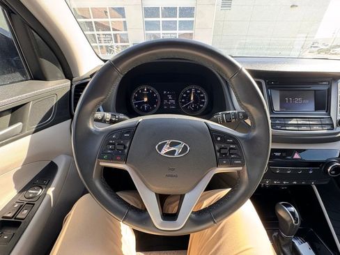 Used 2016 Hyundai Tucson Sport image 14
